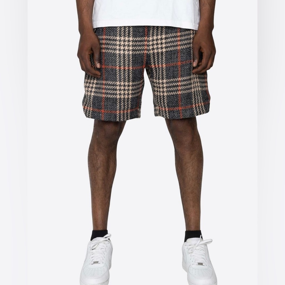 Dark Gray Cream Tweed Shorts - Picture 2 of 3